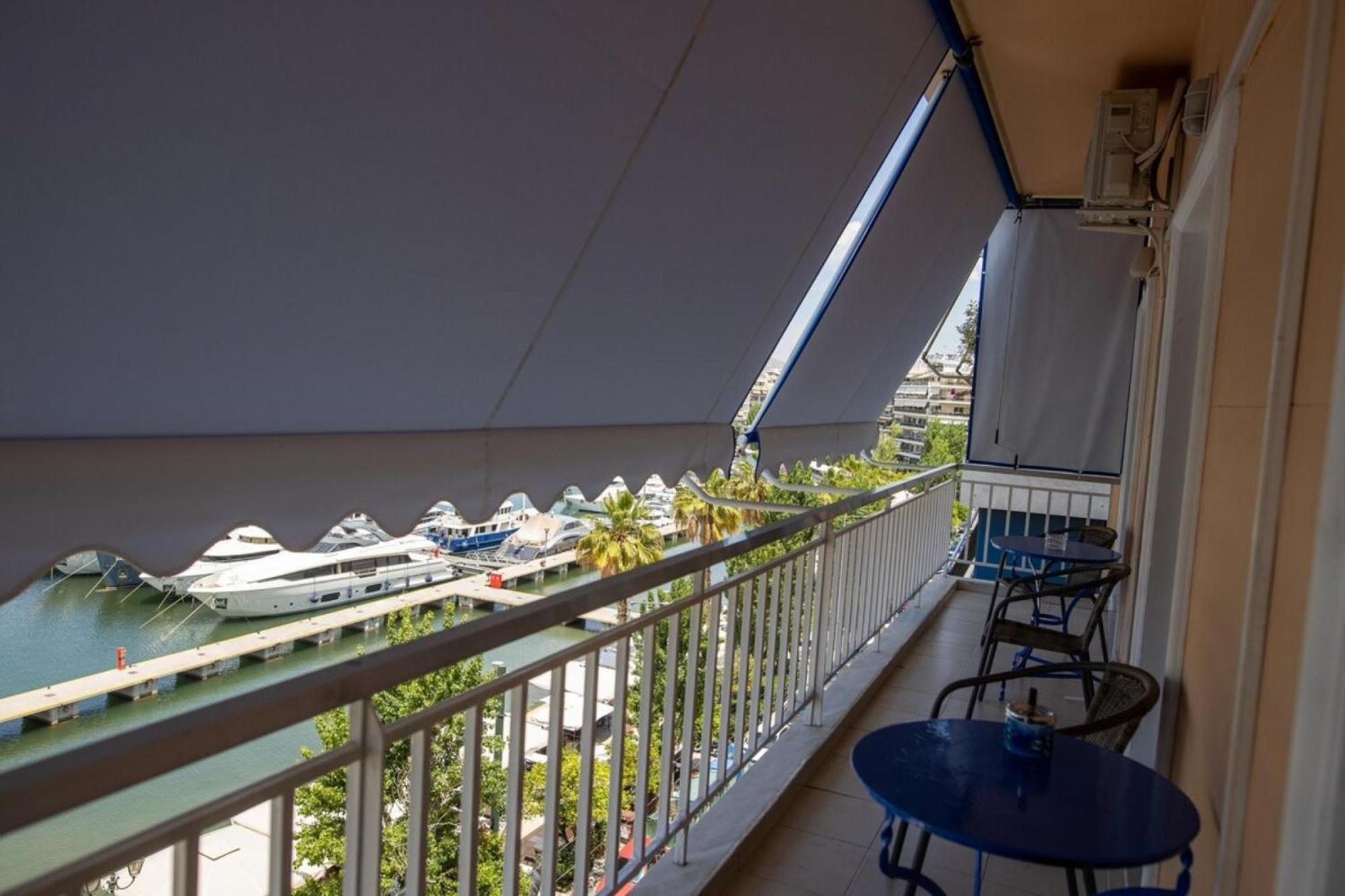 Cozy Apartment With Full View Marina Zeas Piraeus Exterior photo